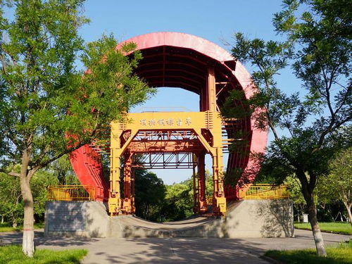 黃河小浪底水利樞紐 水利治理咽喉與生態(tài)旅游新地標